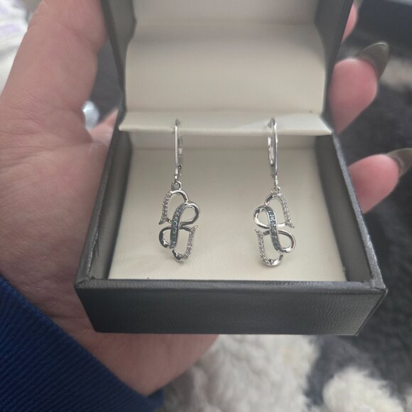 10kw ENH Blue + White Diamond Heart Earrings - Picture 3 of 3